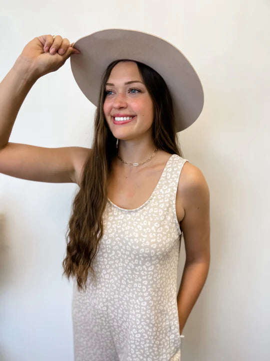 LAID BACK ROMPER