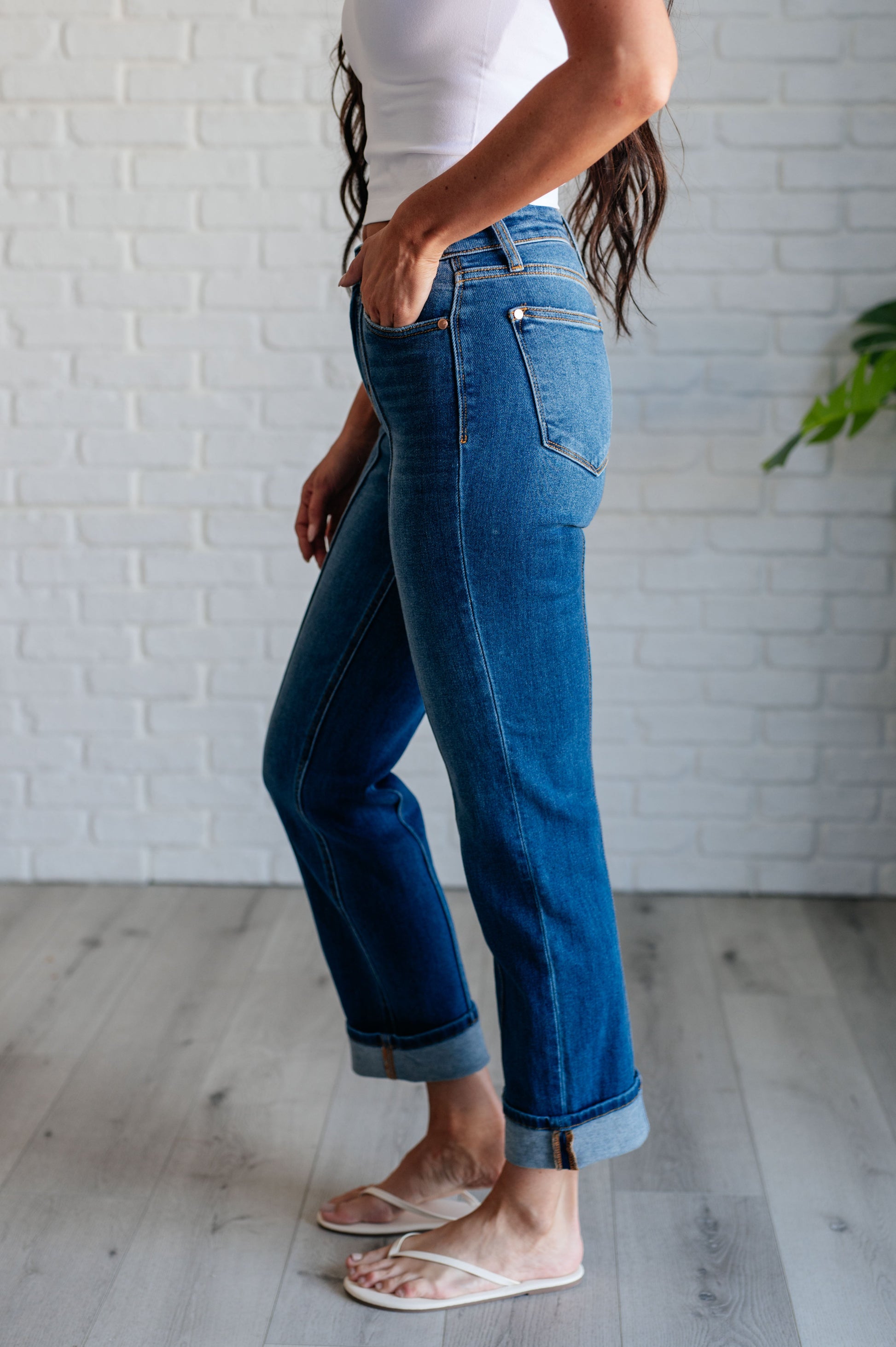 Campbell High Rise Center Seam Detail Straight Jeans - KD Lane