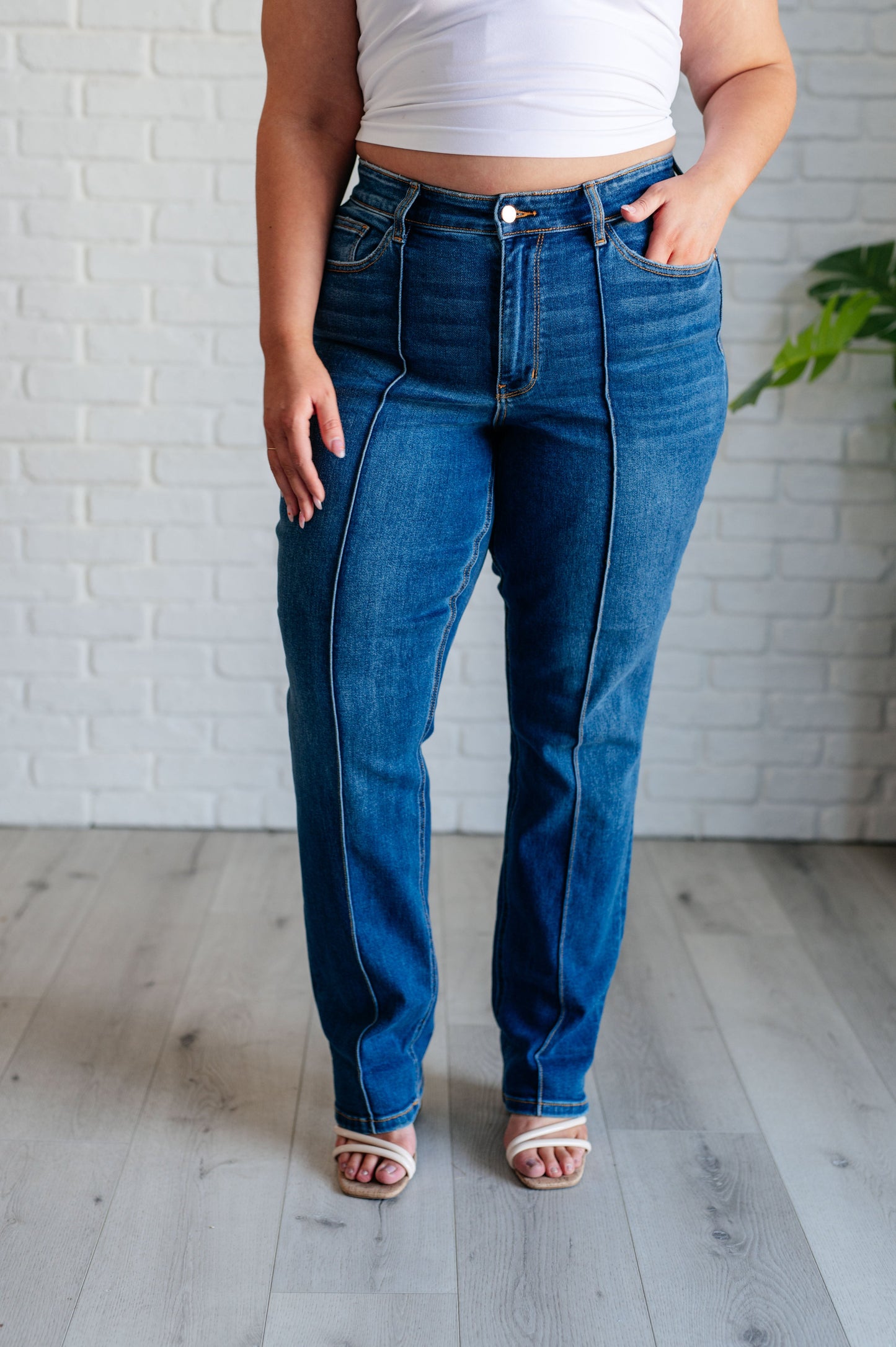 Campbell High Rise Center Seam Detail Straight Jeans - KD Lane