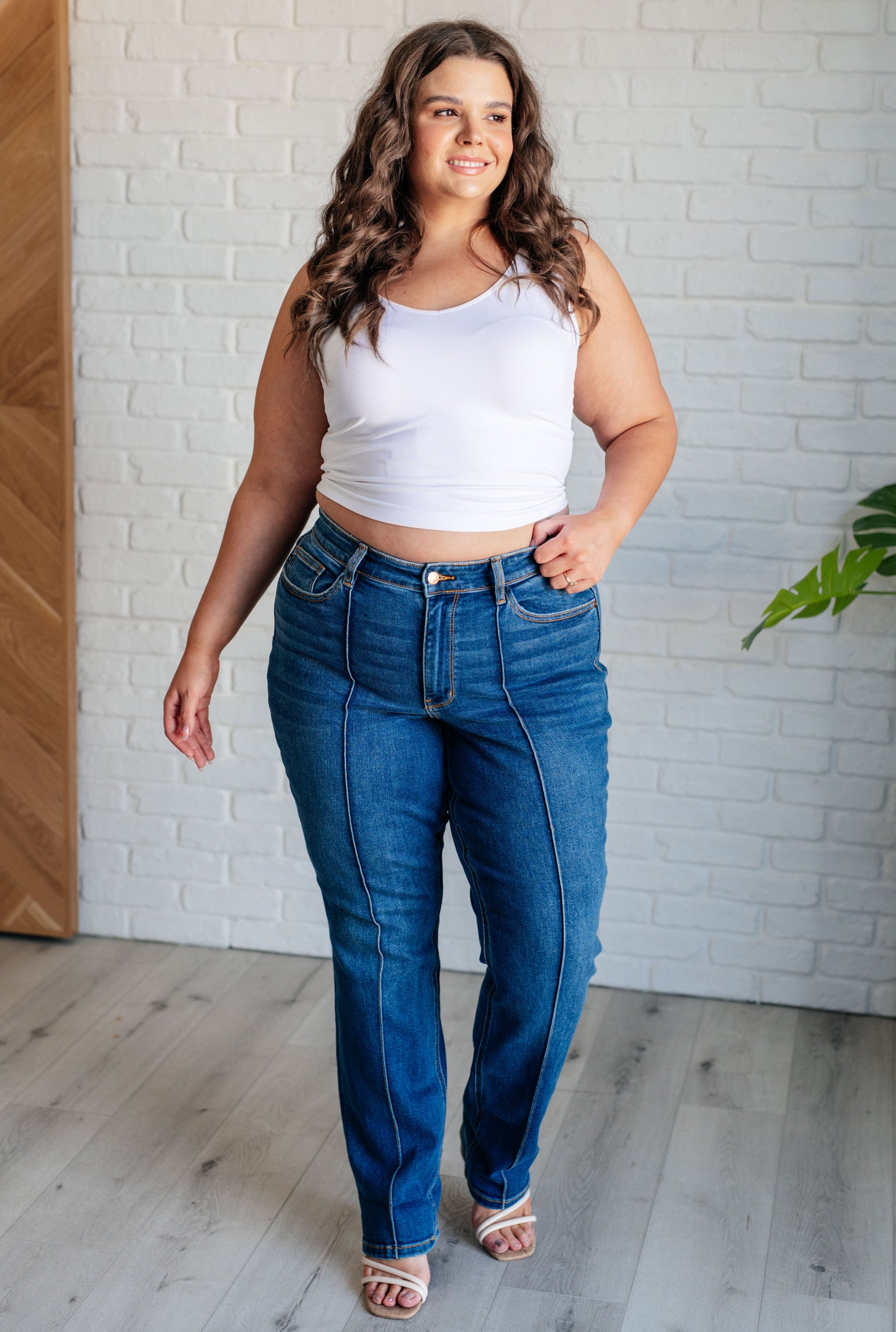 Campbell High Rise Center Seam Detail Straight Jeans - KD Lane