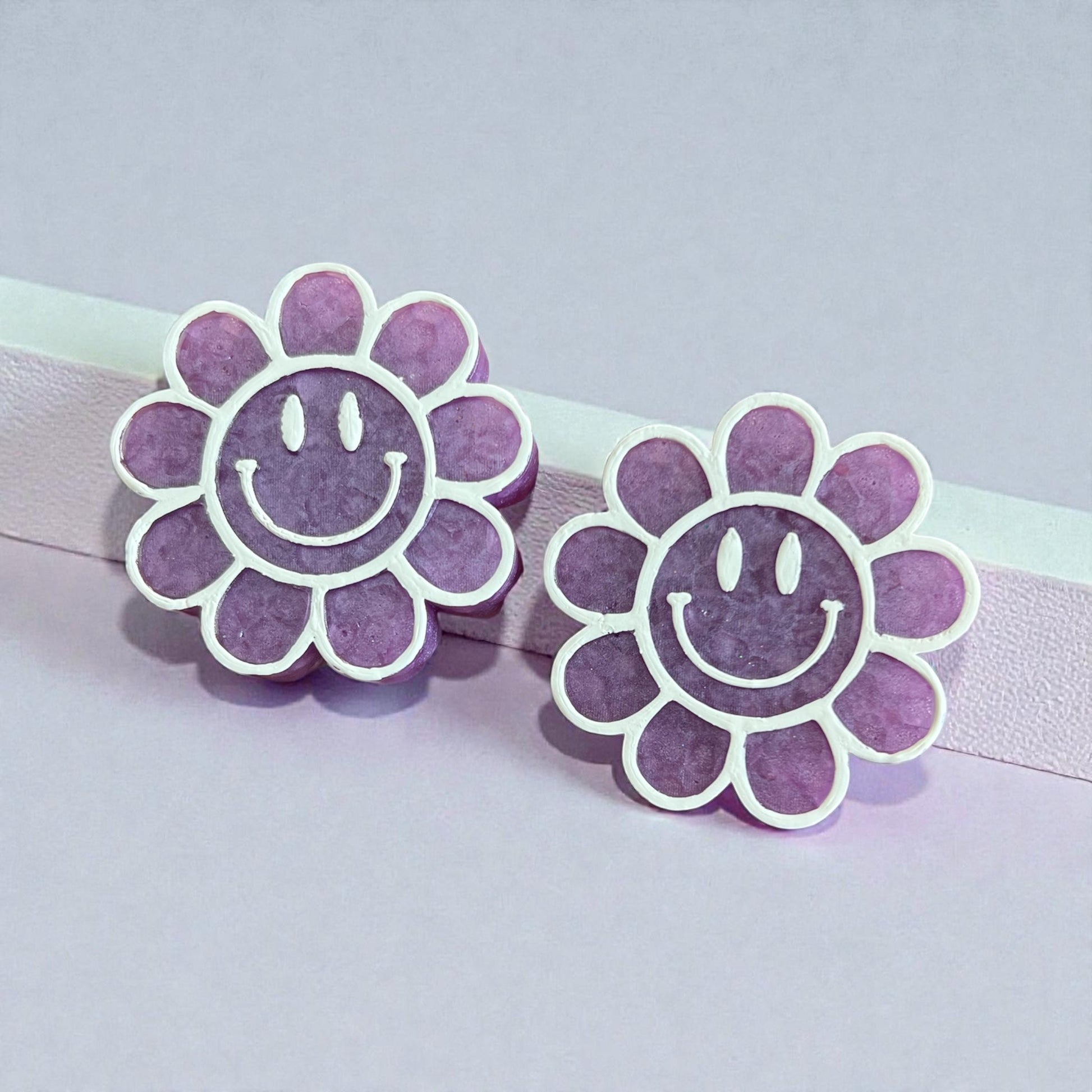 Smiley Flower Vents and Magnet - KD Lane